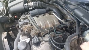 Стук цилиндропоршневой группы. M112.914 2.6L