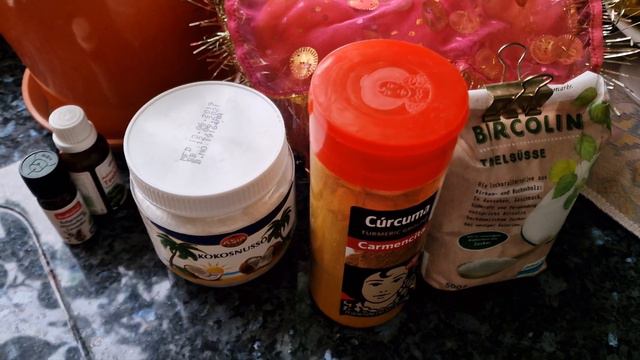 Кокосово-кселитовая #зубнаяпаста своими руками от немецкого доктора #отбеливаниезубов #лайфхаки
