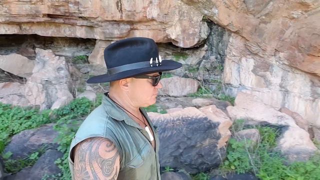 AJ Explores Ancient Aboriginal Cave Paintings in Wyndham Western Australia