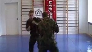 Учебный спарринг в Центре АРЕС. Ударная техника
