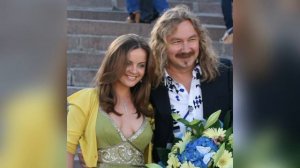 Николаев увез дочь Веронику из-за загула Проскуряковой