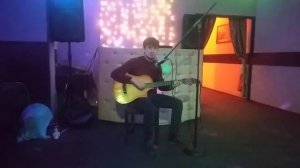 Бехтарин Суруди точики бо гитара (таджикская песня под гитарой )