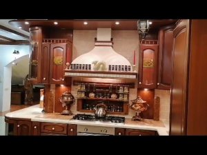 О такой кухне мечтает любая женщина !