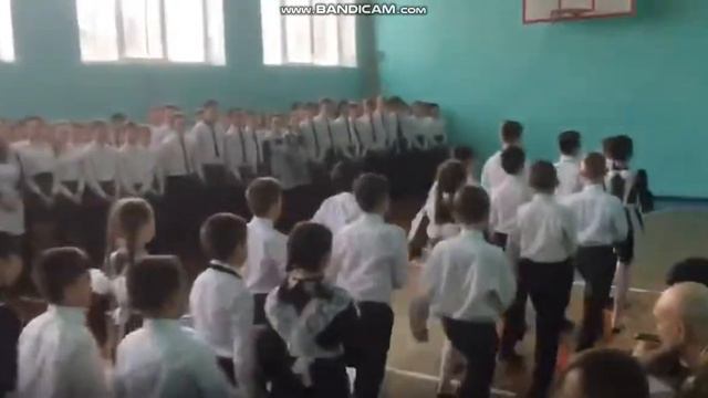 Строевая песня нашего класса в 5 классе