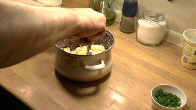 Хачапури по - адыгейски на лаваше. Очень быстро и вкусно!