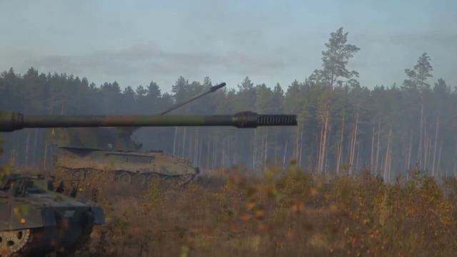 Армия Украины: САУ PzH 2000 смотреть онлайн