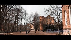 Every reviewer ever -  MACBOOK PRO 15" mid 2015 IN 2019. A student's perspective