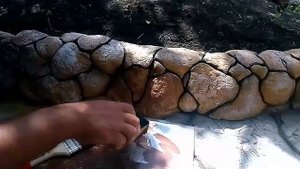 Покраска садовой дорожки # покраска бордюра# покраска бетона#