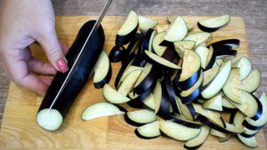 Вот как нужно готовить баклажаны с мясом. И почему я раньше не готовила такой ужин?