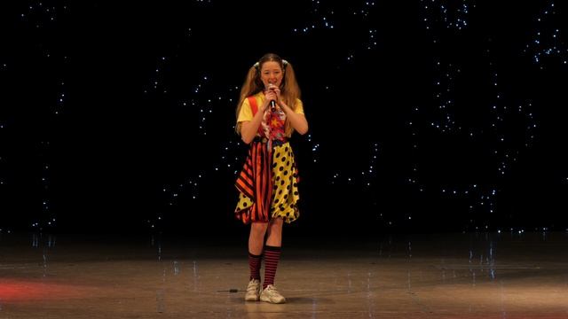 "Арлекино" Поет София Мартынова смотреть онлайн