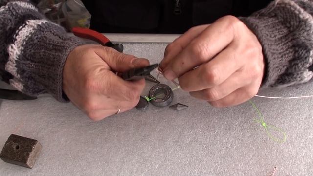 Лайфхак. Как сделать клипсу на макушатник смотреть онлайн