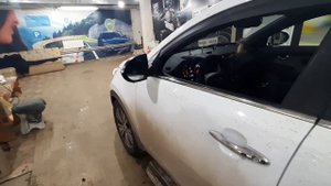 На автозапуске при снятии с охраны машина не глохнет Kia Sportage Start stop. "Мягкая посадка "