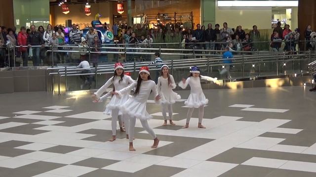 Восточные танцы в трц Акварель 3 смотреть онлайн