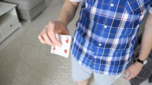 КАК КРУТИТЬ КАРТУ НА СРЕДНЕМ ПАЛЬЦЕ ? (ОБУЧЕНИЕ)