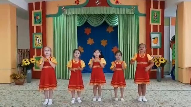 К нам гости пришли Ансамбль"Радуга" смотреть онлайн