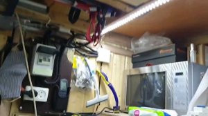 Автономное светодиодное освещение в гараже