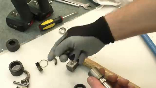 ЛИКБЕЗ О ПАТРОНАХ как разобрать не держит биту профилактика смотреть онлайн