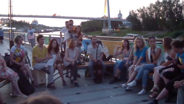 Под звон гитары звонкой- песни Тюменцев на позитиве смотреть онлайн