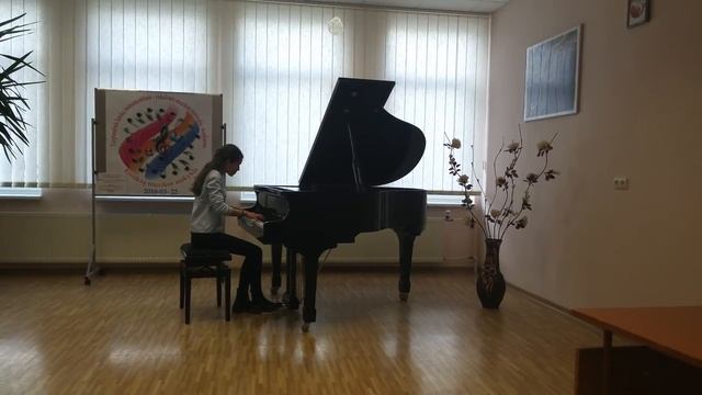 Эмилия Ивановская .lithuania.M.Oginskij Mazurka g-dur смотреть онлайн