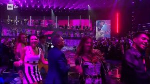 Nik Kershaw canta  'The Riddle' - I migliori anni 19/05/2023