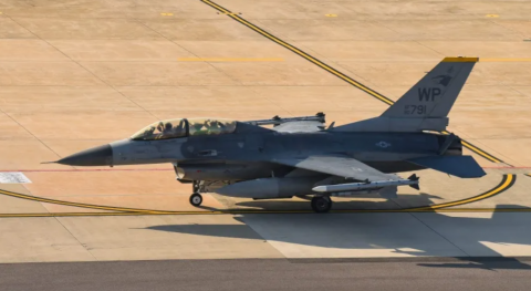Почему Польша отказала Украине в передаче истребителей F-16