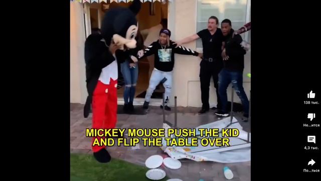 Бедные Микки Маус шие в ванной мальчик вот вам полная история￼ смотреть онлайн