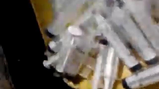 Куда девают использованные шприцы