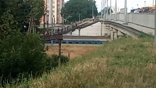 опоздание 1 час 10 минут" хвост поезда электровоз чс8 с ИС 750 Ивано Франковск-Киев ст. борщаговка смотреть онлайн