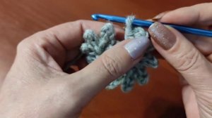 ЦВЕТОЧЕК КРЮЧКОМ. Цветок к шляпке. (720p).mp4