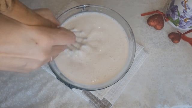 ИЗ ОБЫЧНОЙ РЯЖЕНКИ  можно получить отличный ДЕСЕРТ похожий на мороженое. ДЕСЕРТ ЗА 2 МИНУТЫ.