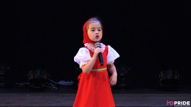 Песня "Пошла Маша во лесок". Конкурс "Народные истоки". Москва. Исполняет Анастасия Баева (5 лет)
