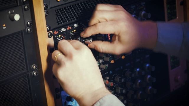 NEVE vs NEVE vs SSL vs API vs MAAG vs DBX vs NEVE смотреть онлайн