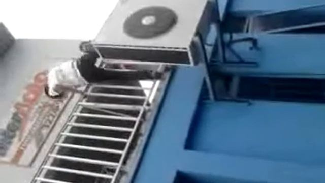 V1000 03 12 10 смотреть онлайн