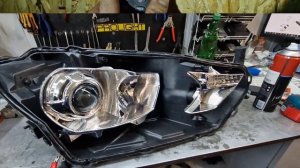 Nissan Kicks. Установка бидиодных двухчиповых линз ZORKiY Bengal Tiger F40 5500K BI-LED с масками