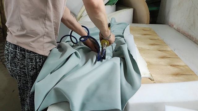 Банкетка с подлокотником своими руками. Казетка мягкая. Как сделать банкетку капитоне.