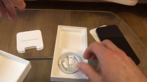 Распаковка телефон Apple iPhone 13 128Gb Midnight из Rozetka