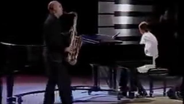 Raul Di Blasio and Richard Clayderman play Bebu Silvetti's " Piano ". смотреть онлайн
