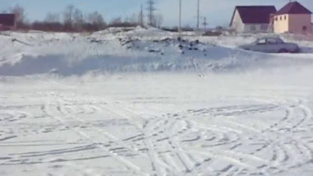 HPI Savage X 4.6.переделка на двс от тримера смотреть онлайн