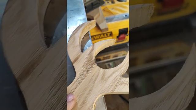 разделочная доска из каштана с рогами смотреть онлайн