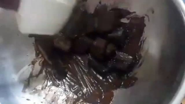 How to Melt, Color, and Mold Van Houten Professional Compounds смотреть онлайн