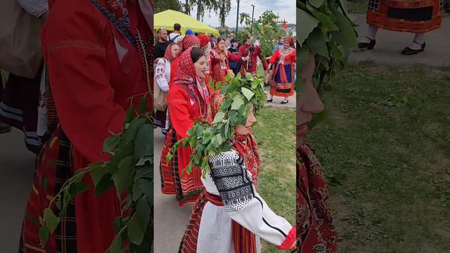 «На Троицу» – фольклорный фестиваль традиционной славянской культуры в Новой Усмани. Воронежская обл