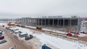 Продолжительный таймлапс строительства логистического комплекса в Москве