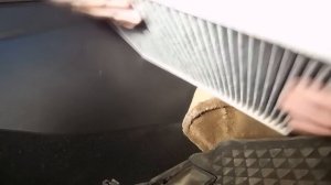 Замена салонного фильтра Volkswagen polo sedan