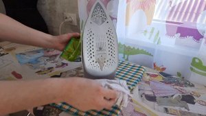 Как почистить утюг в домашних условиях. Утюг плюётся грязью?
