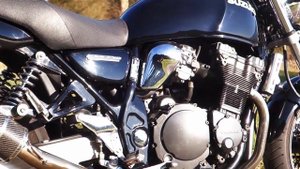 Suzuki GSX 750 Inazuma year 2000