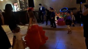 Детская дискотека)) едем едем в соседнее село на дискотеку