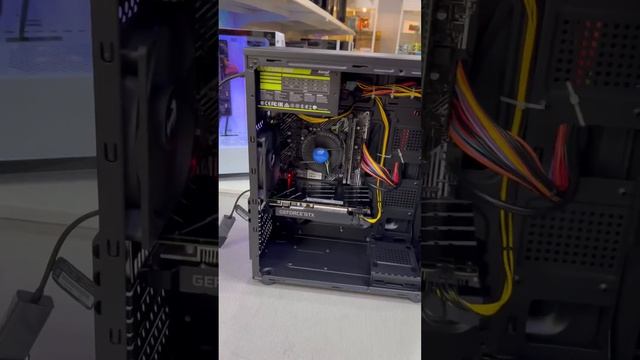 Блок питания Aerocool VX Plus и однокананал, ужаснулся продаван с Орбита-Сервис. смотреть онлайн