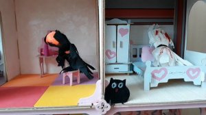 ХЕЛЛОУИН И ЖЕЛЕРКА