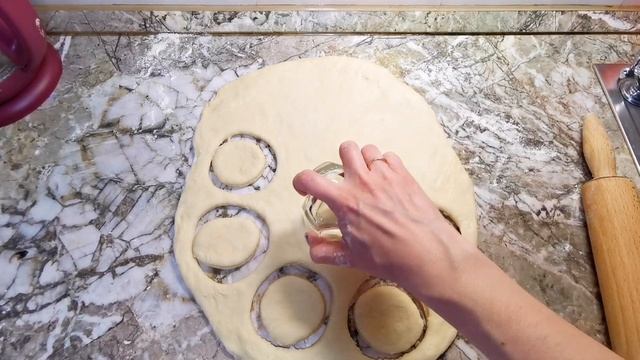 Американские пончики, #пончики с глазурью и посыпкой