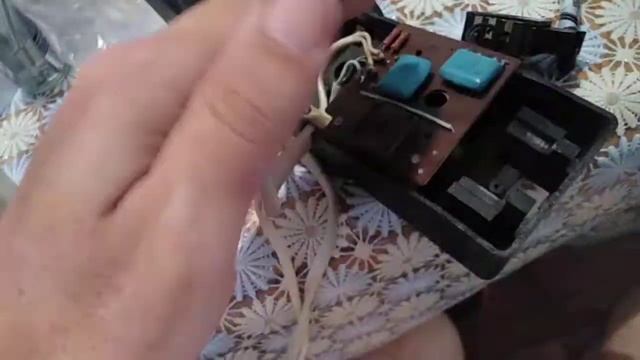 Педаль швейной машинки. Маяк эпн 40 5 смотреть онлайн